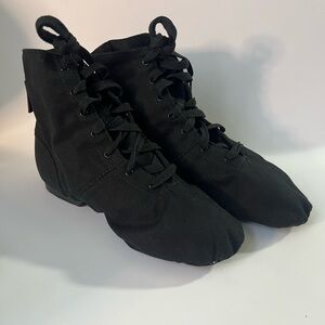 Sansha Soho Lace-Up Jazz Shoe US Women 10 - US Men - 9